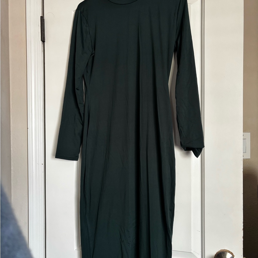 Elegant Dark Green Long Sleeve Dress